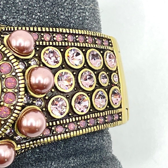 Heidi Daus Rhapsody in Hues Cabochon Hinged Cuff Bracelet in Box - Picture 4 of 13